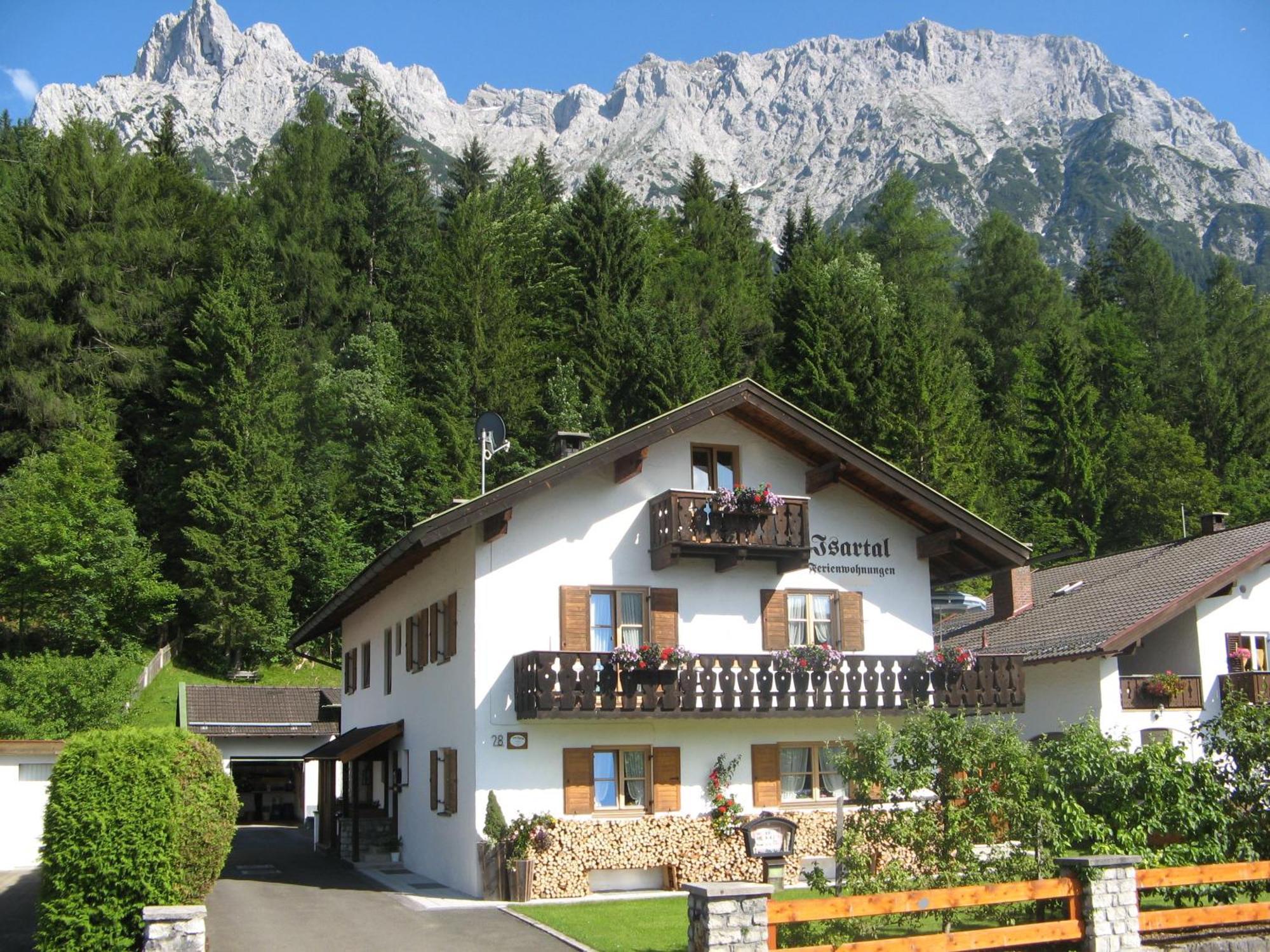 Haus Isartal Apartment Mittenwald Exterior photo